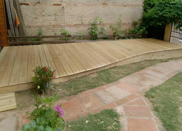 Installations en bois pour extérieur Montsaunès